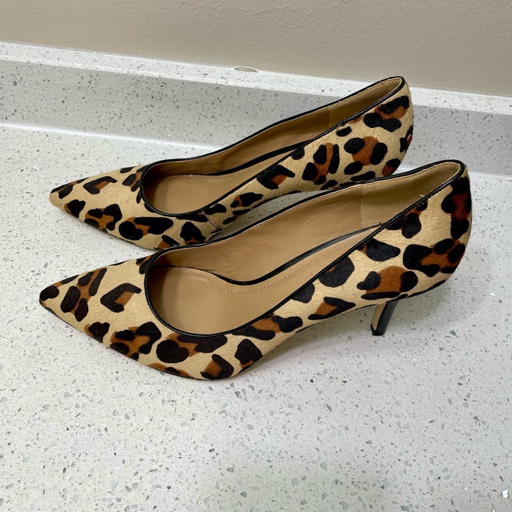 BCBG Heels Leopard, Fur, Sexy Pointed toe size 11